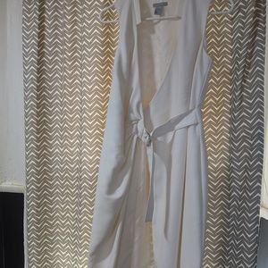 White Sleeveless Blazer